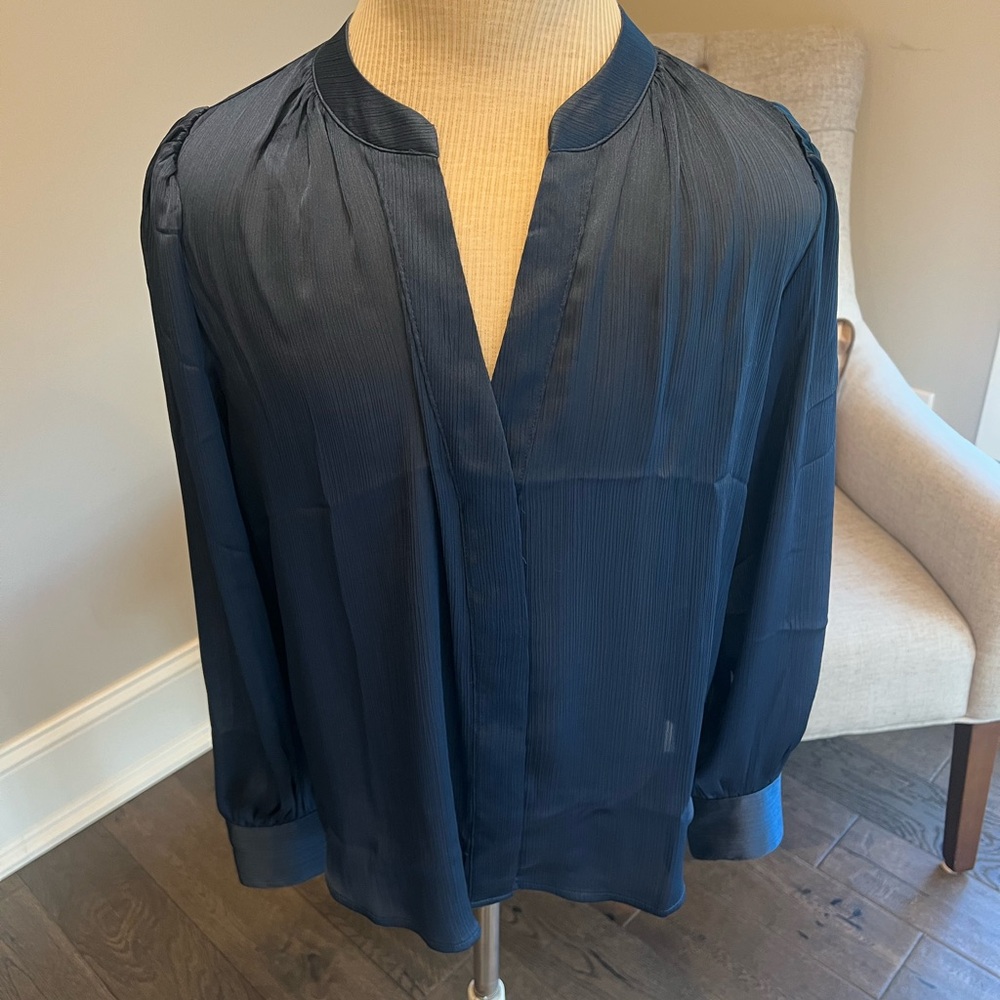 Banana Republic Factory Navy Blouse (NWT)